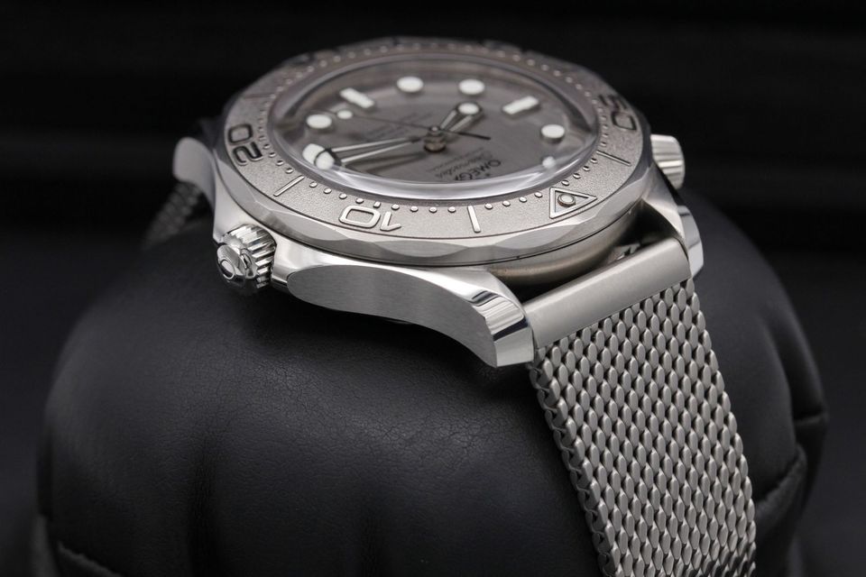 Omega Seamaster Diver 300m 210.30.42.20.06.002 Image 4